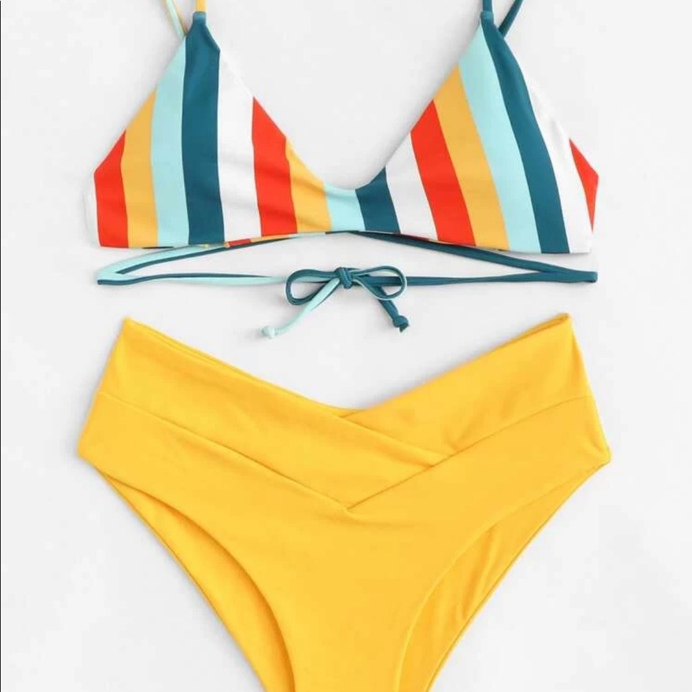 📍SOLD📍 SHEIN stripe swim suit